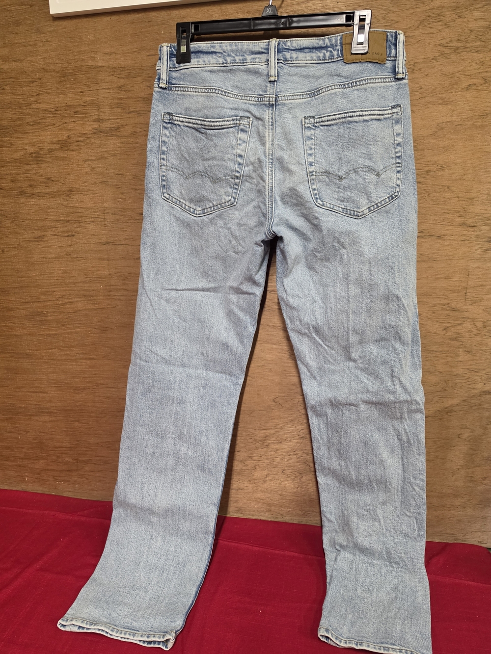 American Eagle Outfitters Lightwash Original Straight Mens Jeans 29x32 - Picture 3 of 9